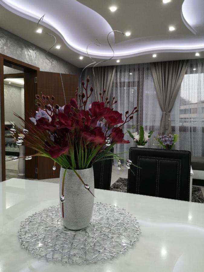 City Apartments - A Brand New Luxury & Comfy 2 Azenograd Kültér fotó